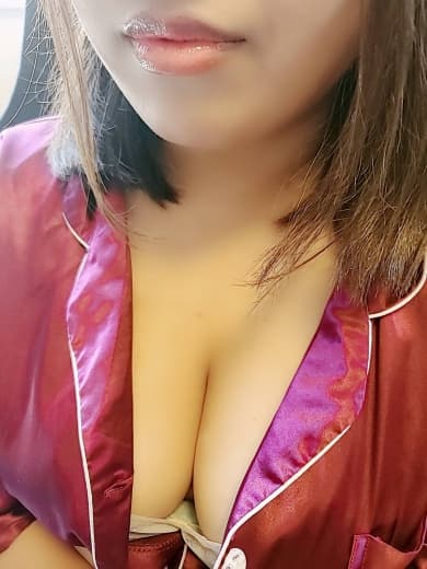 小野 しおり
