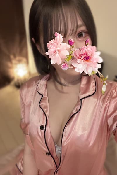 涼凪 みれい