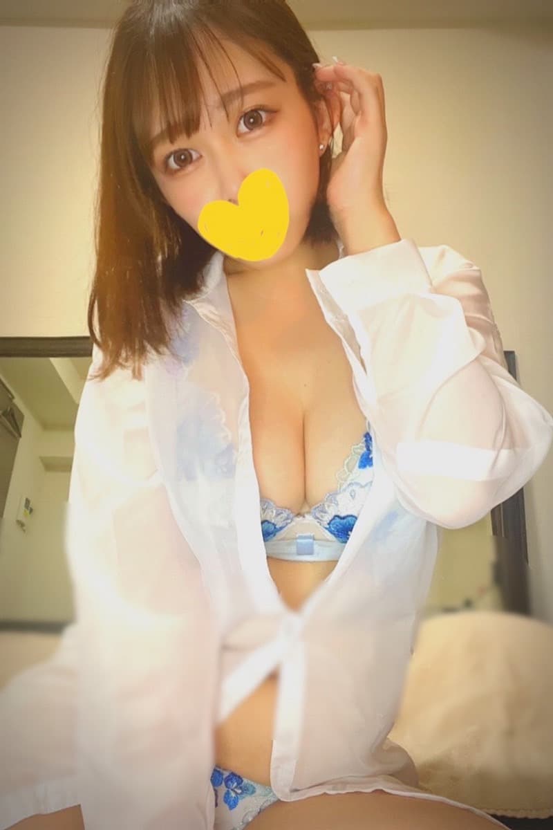 井上 ひな