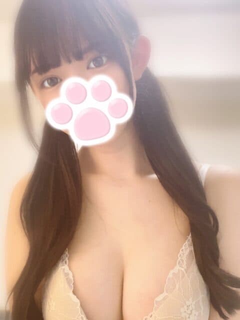 愛沢 みみ