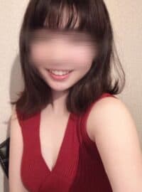菅谷 ななこ