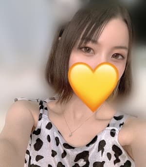 中井 ゆのん