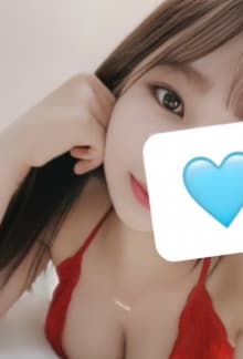 小室 まほ