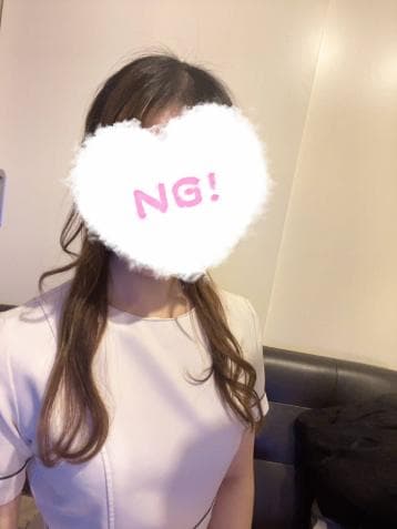 如月 紅亜