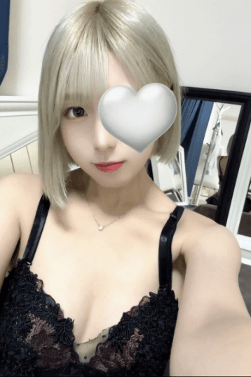 井上 まりな