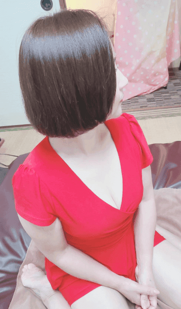 坂井 ゆり