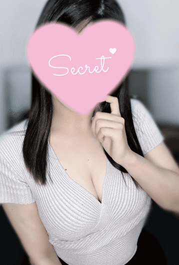 桃瀬 もも