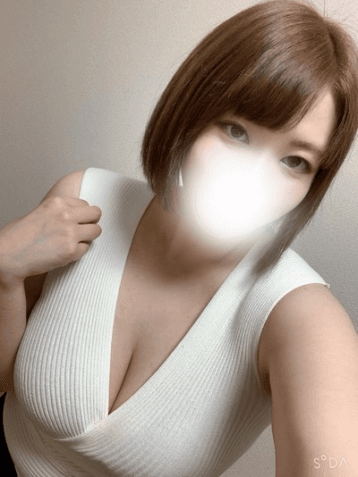 相田 まゆ