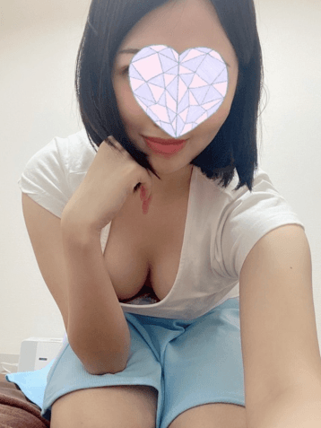 蕨 みかこ