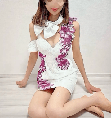 桃乃 かなで
