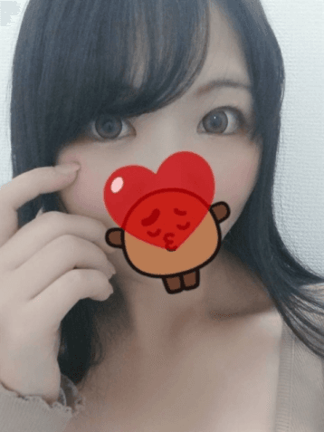 小鳥遊 あゆみ