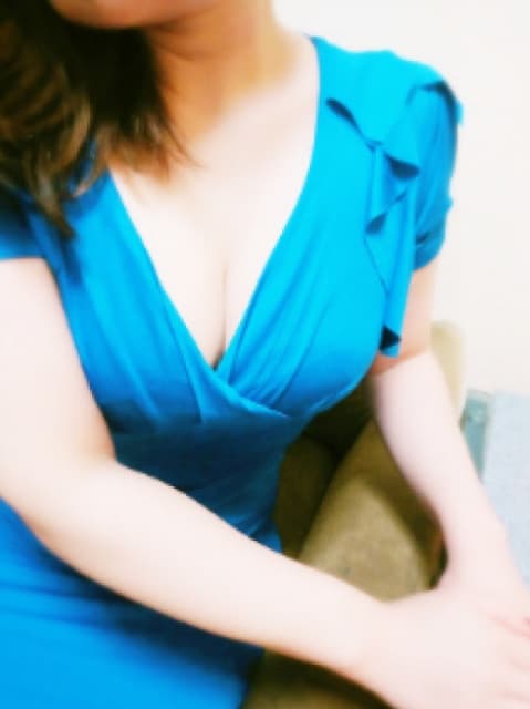 田村 りさ
