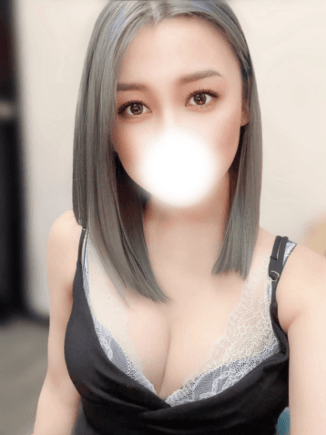 安達 せな