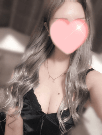 三上 ゆら