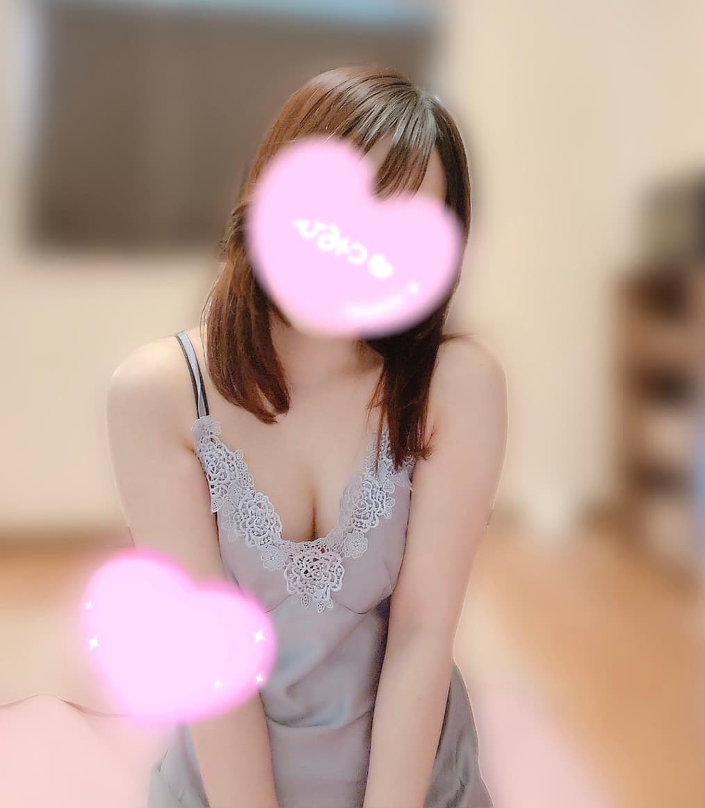 桃瀬 ゆあ