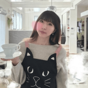    白金 あおい