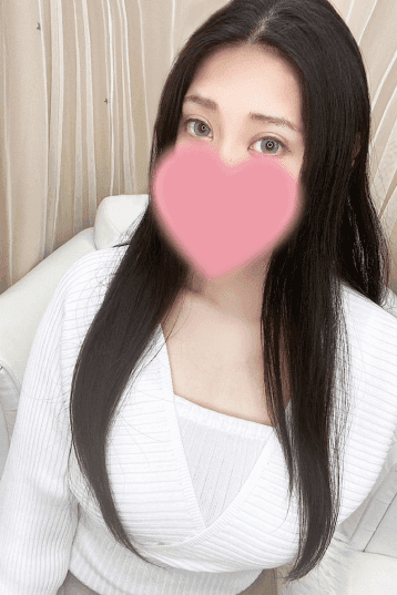 七海 まりな