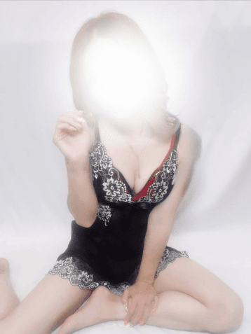 神崎 由莉奈