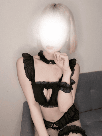 蕨 みみ