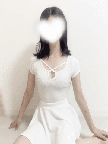 新垣 ゆみ