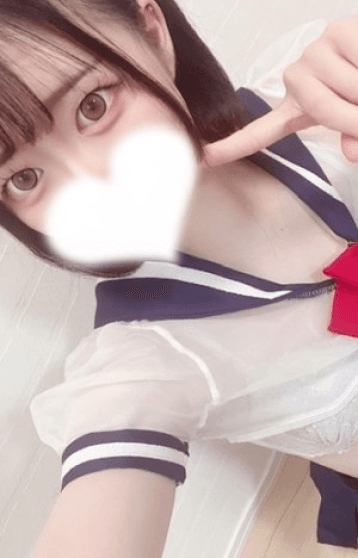 暁美 なな