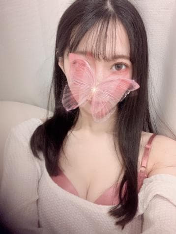 猫田 ひな