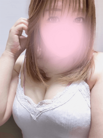 安達 ゆき