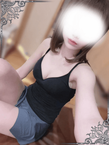 御子柴 ゆあ