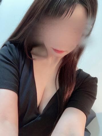 三上 らな