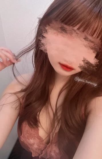 白石 ゆあ