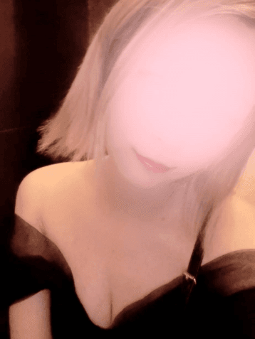 小西 つばさ