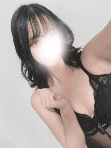 小枝 いより