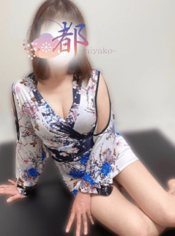 瞳