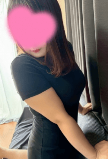 七瀬 ここ