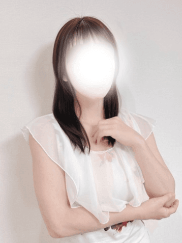 蕨 まおみ