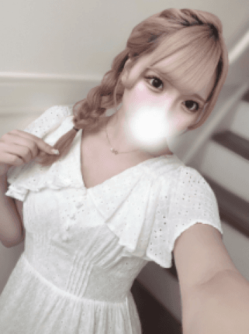 三上 さな