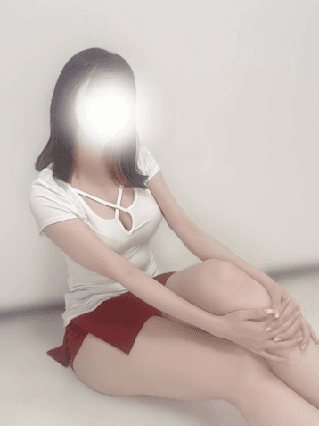 姫咲 ひな