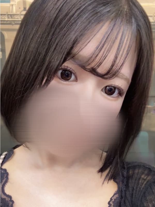愛内 ゆゆ
