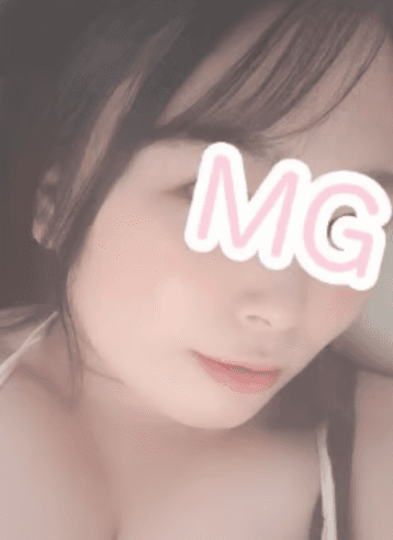 中村 ひな