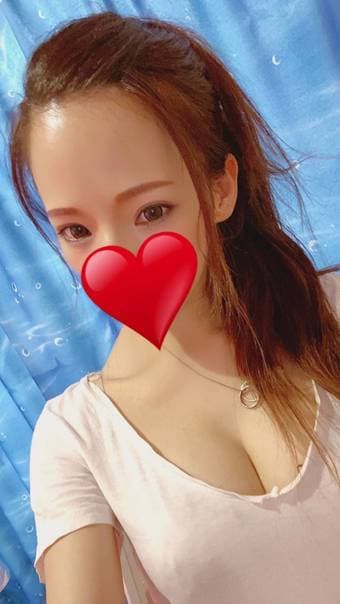 芹沢 セナ