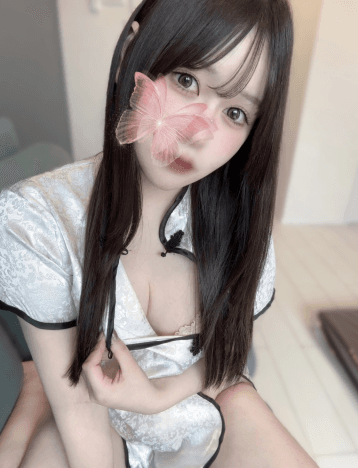 天塚 ゆい