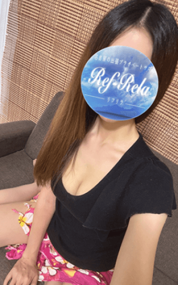 如月 りりな