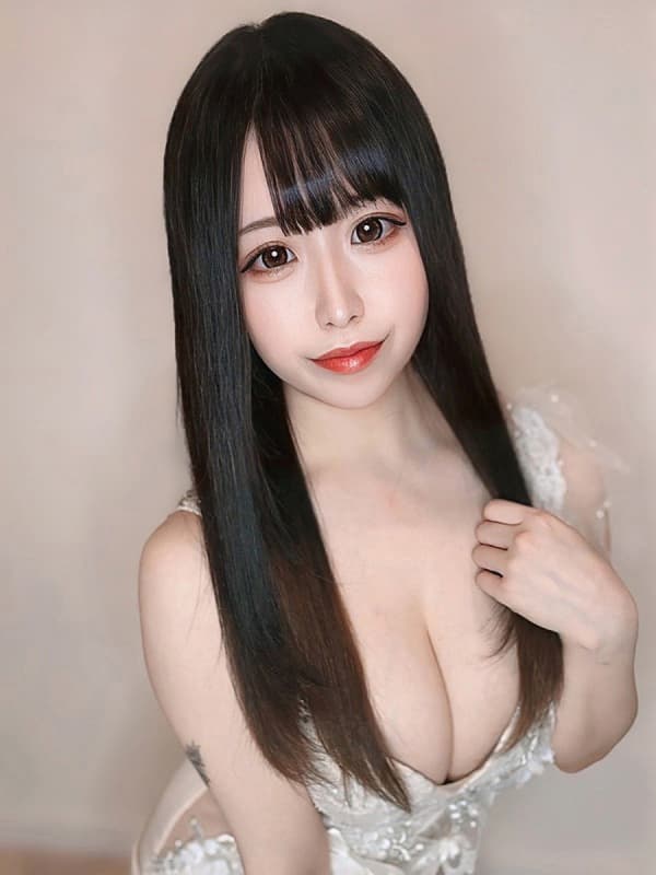 夢菜みなみ