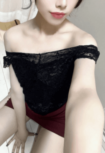 如月 なお