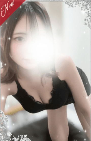 佐野 エマ