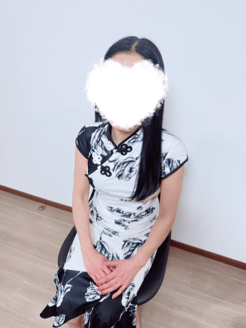 蕨 ゆりこ