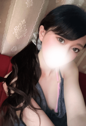 鹿目 もか
