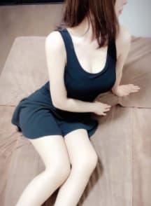 芽依