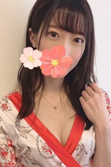 吉岡 まゆ