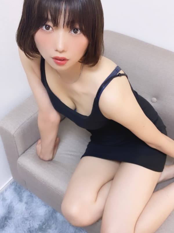 桃瀬 しえり
